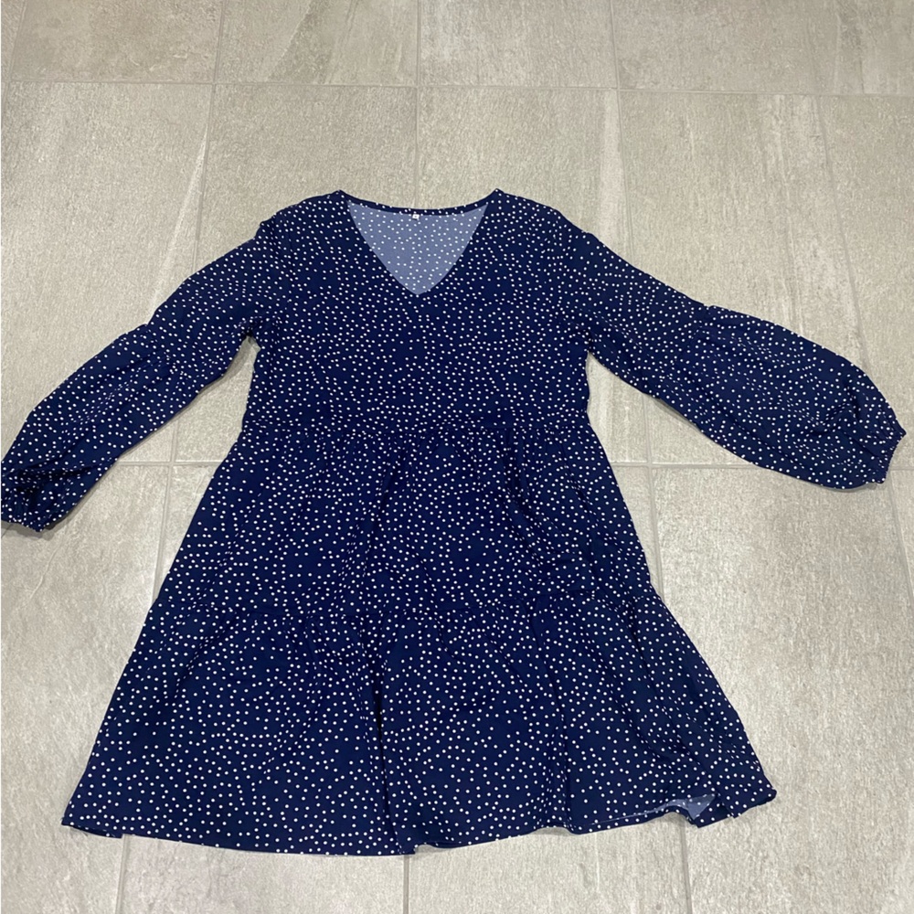 blue dress